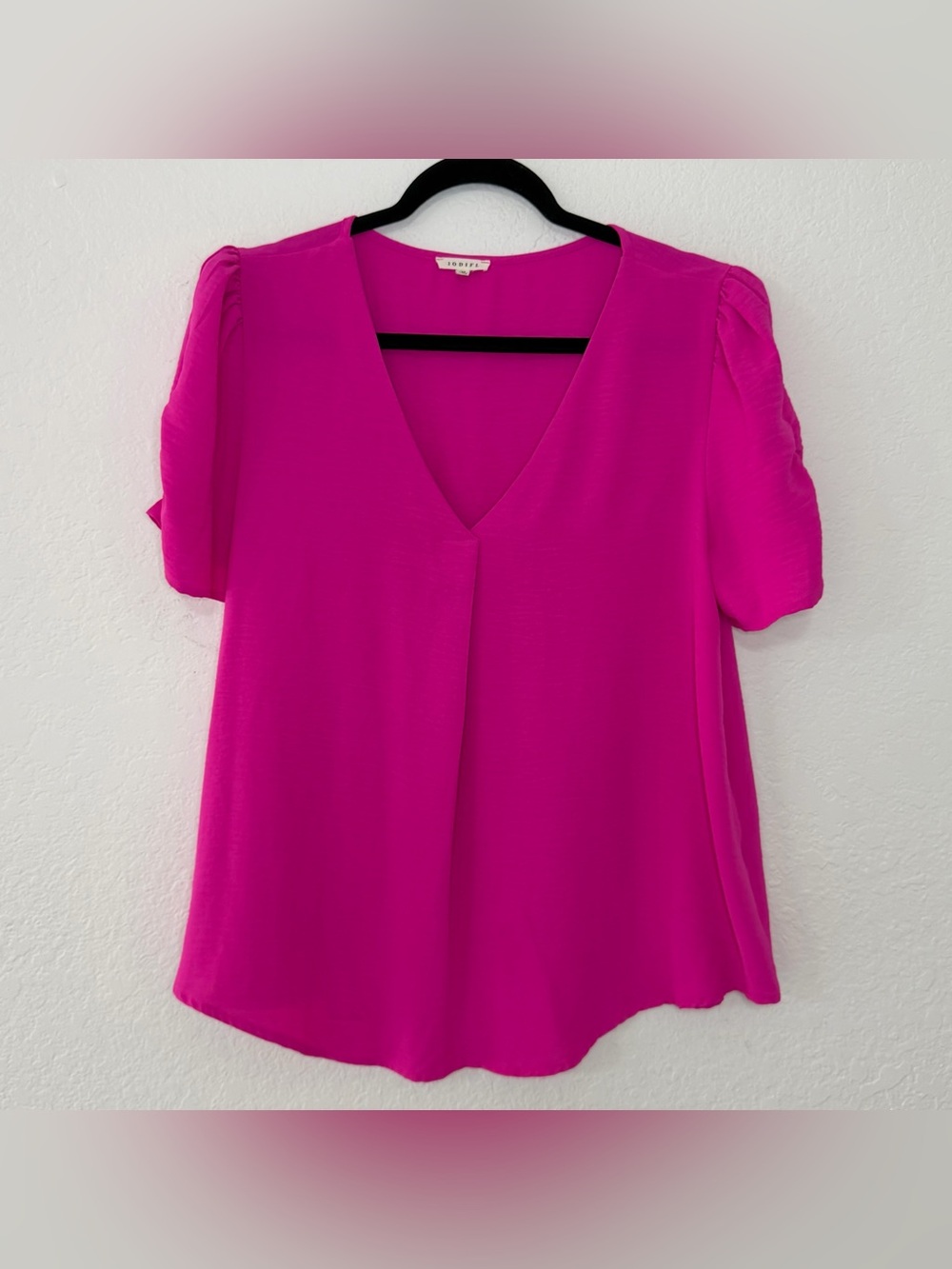 Jodifl Hot Pink V-Neck Ruffle Gathered Short Sleeve Blouse Top Women’s Medium